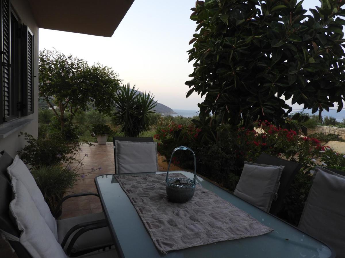 キサモス Chrissi'S House With Garden And Sea View Zervianaヴィラ エクステリア 写真
